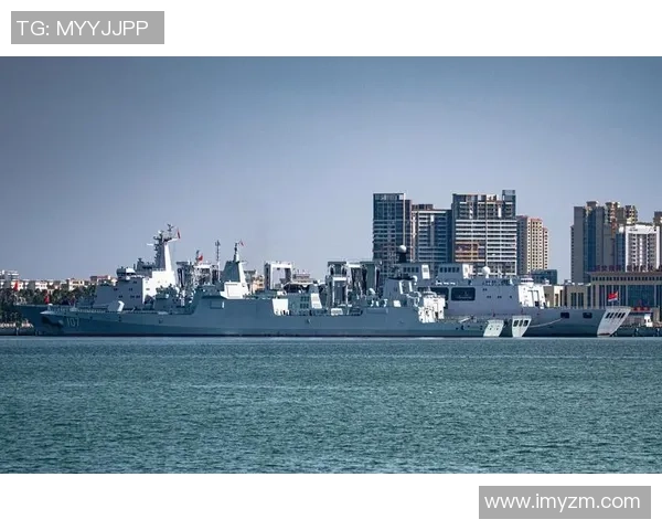 福建舰之大象征着中国海军力量的崛起与现代化进程的加速